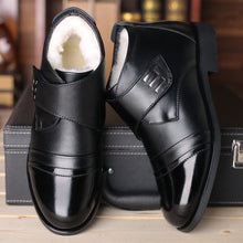 Load image into Gallery viewer, Winter Shoes Men Chelsea Boots Genuine Leather Warm Shoes Men Ankle Boots Fashion Brand Cow Leather Male Footwear 899