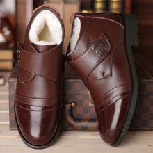 Load image into Gallery viewer, Winter Shoes Men Chelsea Boots Genuine Leather Warm Shoes Men Ankle Boots Fashion Brand Cow Leather Male Footwear 899